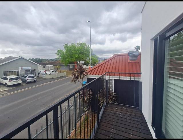 BUSINESS PROPERTY TO RENT IN AUDAS ESTATE